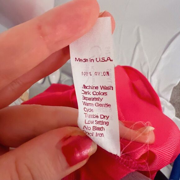 Vintage 1960s Henson Kickernick Red Long Sleeve Button Up Nightgown Size S - Picture 7 of 7